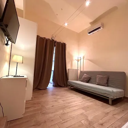 Nel Centro Della Citta Guest house 3*