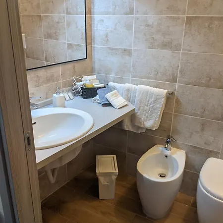 Guest house Nel Centro Della Citta 3*