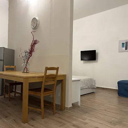 Nel Centro Della Citta بيت ضيافة 3*